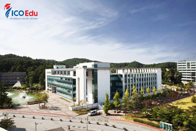  đại-học-Gangneung-Wonju-National-University